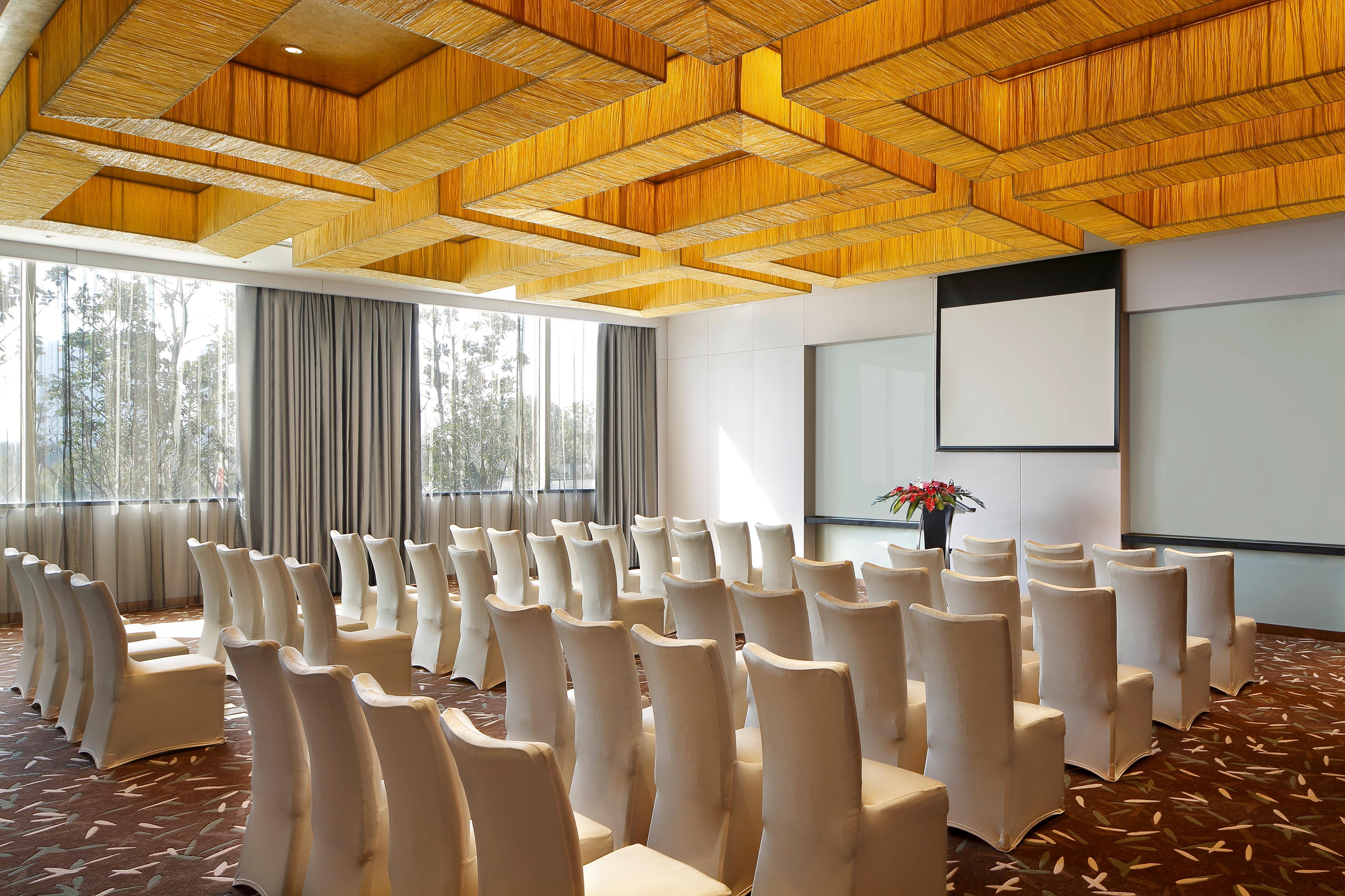 The Azure Ningbo, Vignette Collection Hotel Bagian luar foto