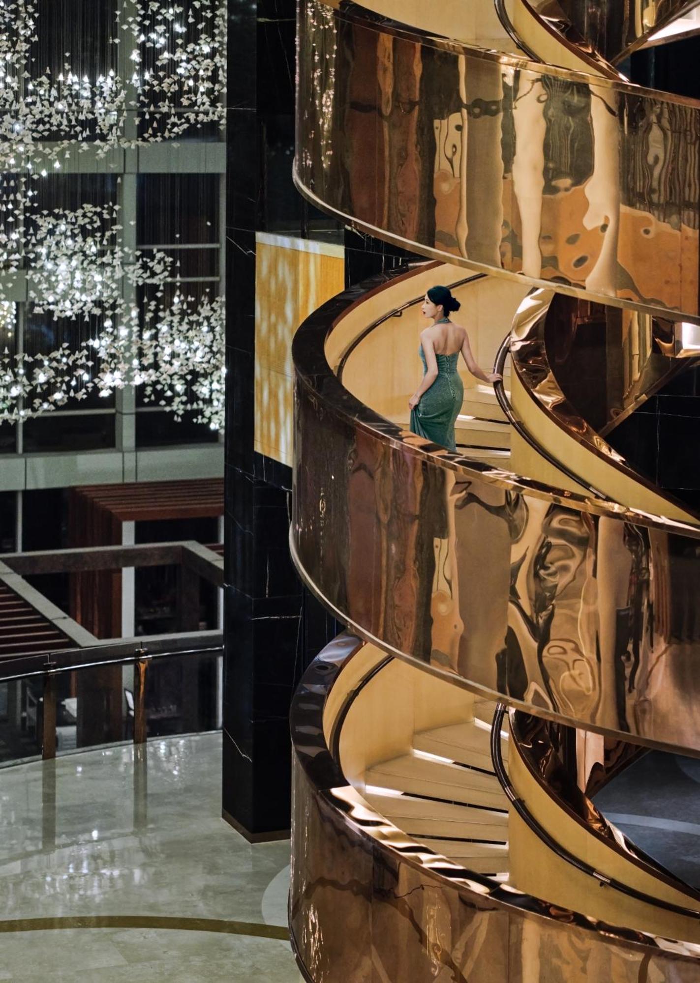 The Azure Ningbo, Vignette Collection Hotel Bagian luar foto